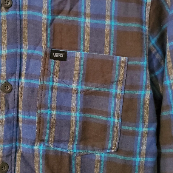 VANS, Boys Plaid Button up Double Layer Shirt. NWT - Picture 3 of 10